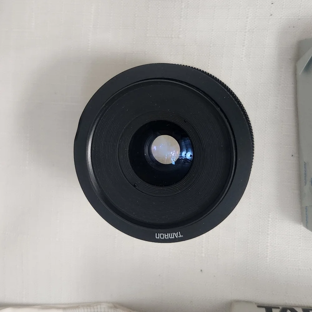TAMRON 28mm F2.5 BBAR ADAPTALL 02B MANUAL FOCUS WIDE ANGLE LENS & Fd Adapter